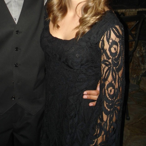 Urban Outfitters Staring at Stars Black Lace Long-Sleeve Skater Dress - Picture 4 of 7